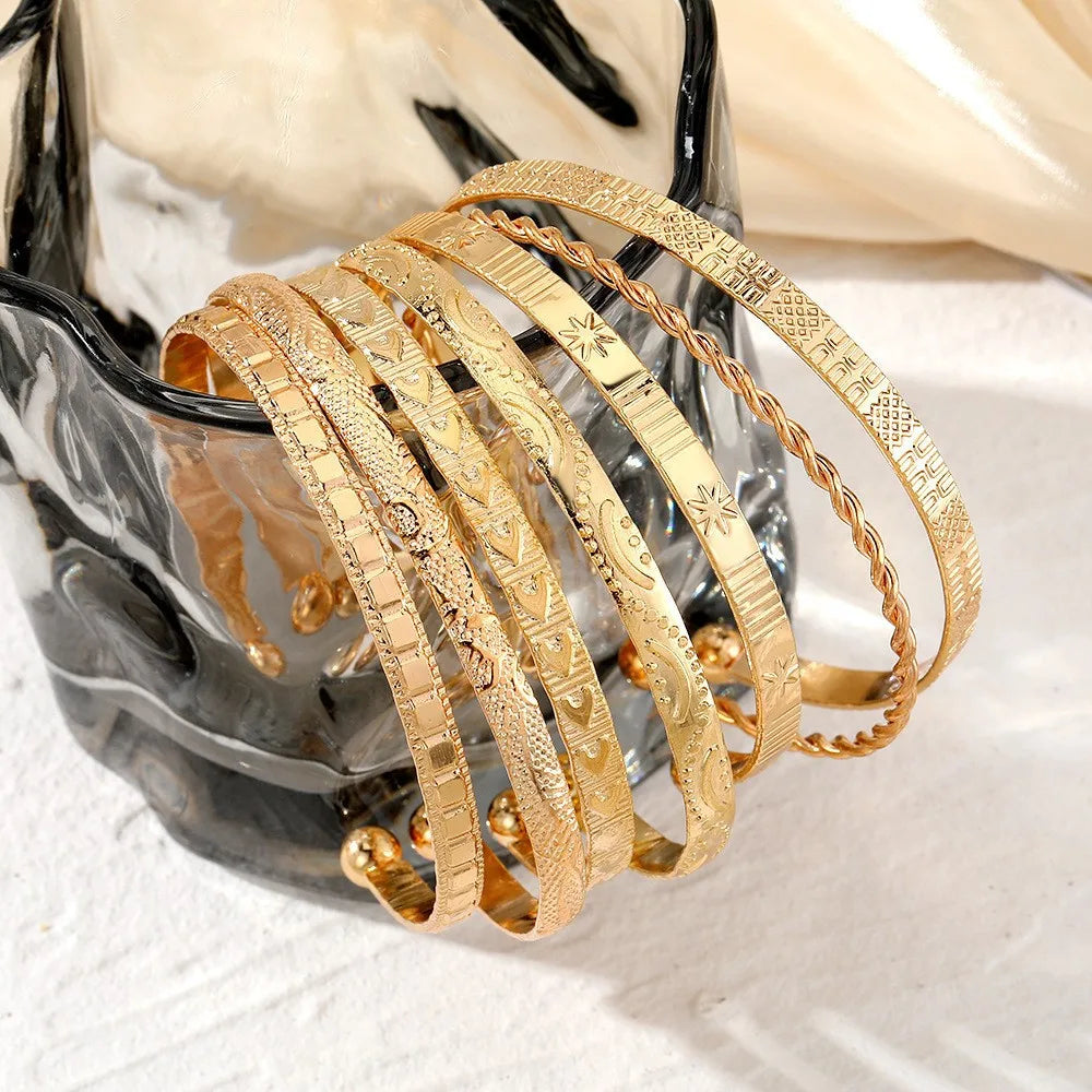 7pcs/set Retro Gold Carved Heart Hexagon Star Twists Geometric Opening Bangle Set Women Cuff Bracelet Fashion Jewelry